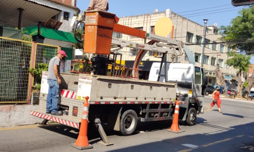 VR: Infraestrutura melhora iluminação na entrada do bairro Vila Brasília